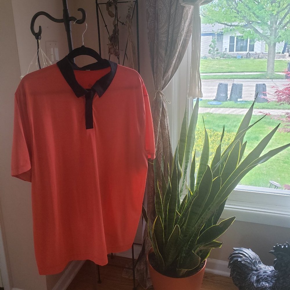 Men's Lululemon golf ⛳ shirt